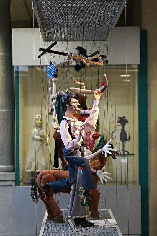 Rosete Aranda Puppet Museum display inside a historic Huamantla mansion