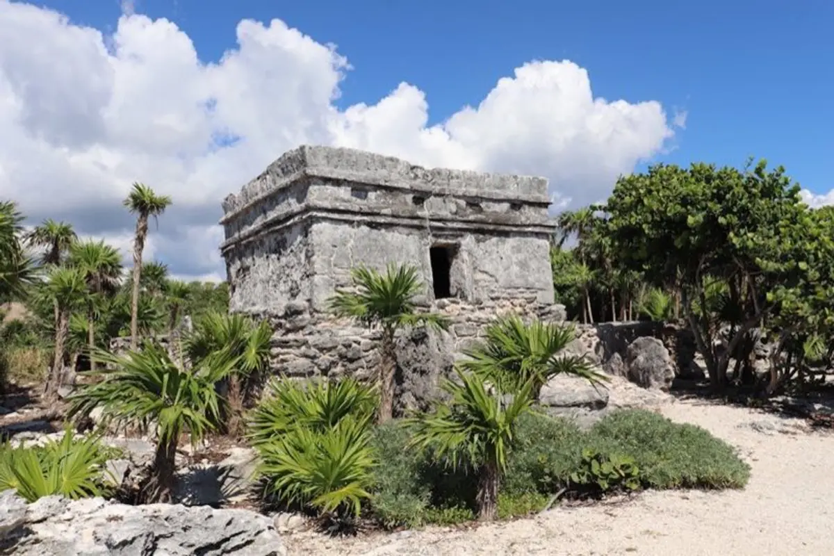 Chichen Itza to Tulum 2026: Every Way to Get Back (Bus, Train & Car)