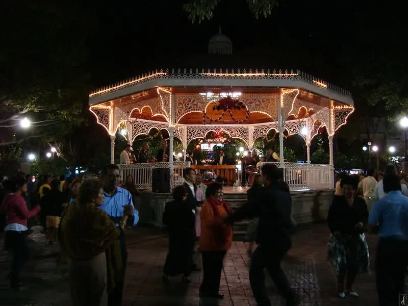 Couples dancing to marimba music in Tuxtla Gutierrez Marimba Park