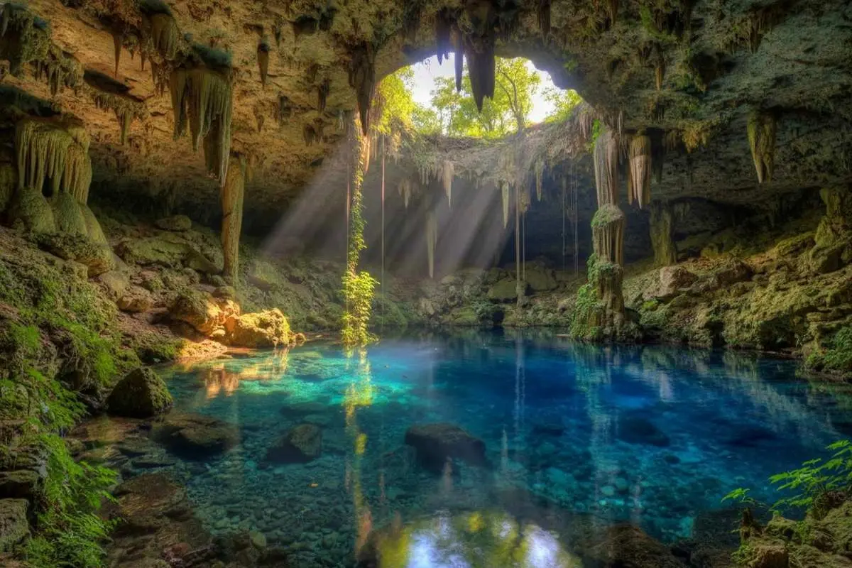 Valladolid in September 2026: Cenotes, Ruins & Grito