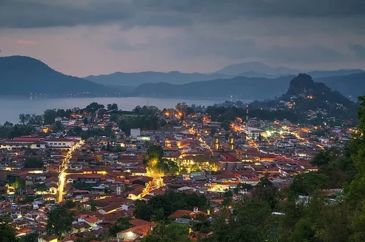 Valle de Bravo in September: Lake, Grito & Rain