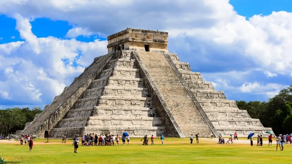 Kukulkan pyramid at Chichen Itza in Yucatan