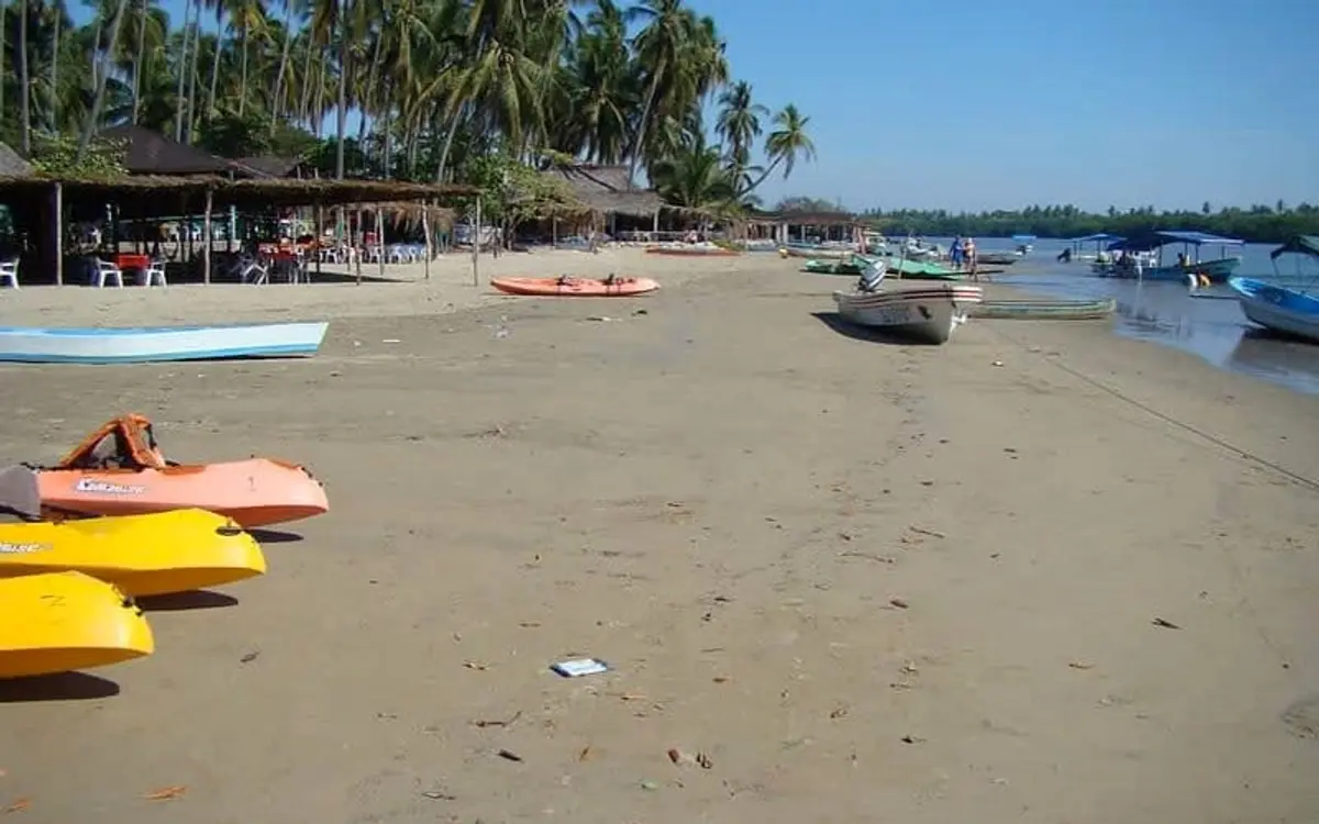 Zihuatanejo in September 2026: Storms & Value