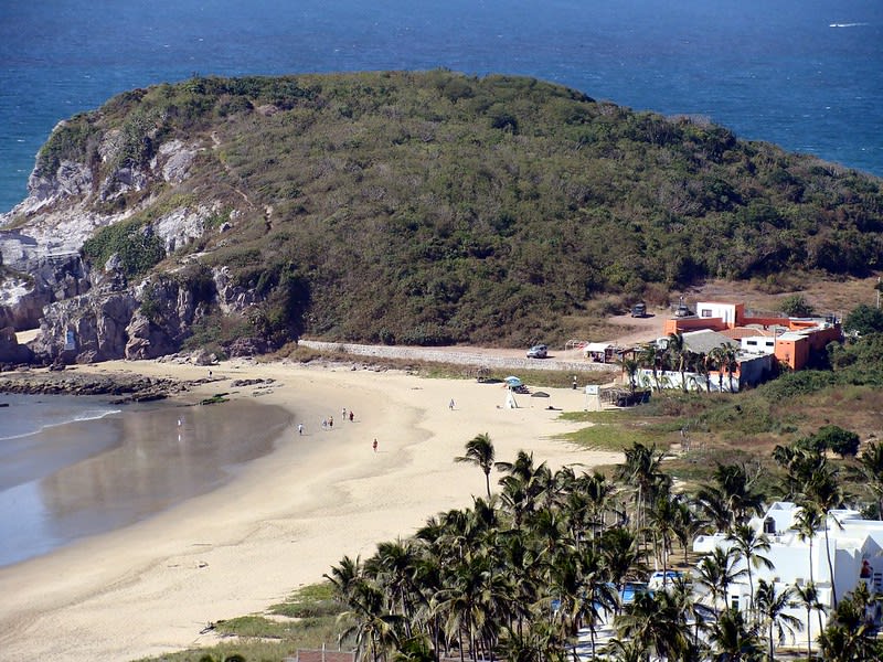 beaches in mazatlan