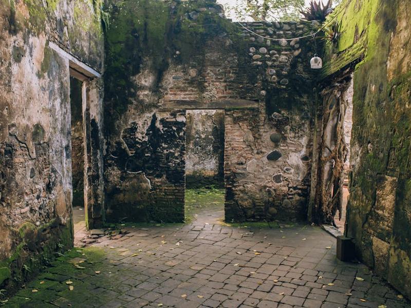 Crystal clear turquoise pool at base of waterfall during dry season in Huasteca Potosina