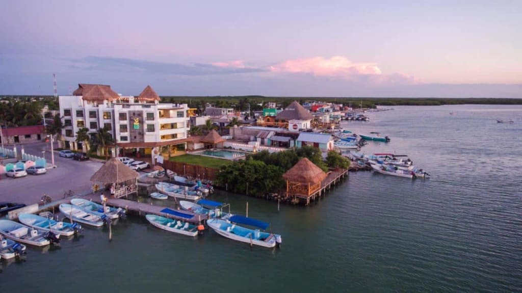 las coloradas yucatan pink lagoon
