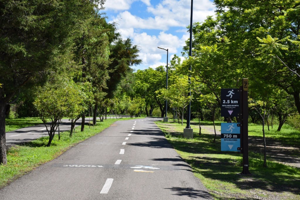 leon guanajuato — León, Guanajuato — Mexico's leather and shoe capital