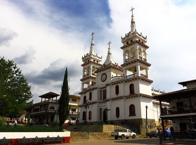 White church with twin towers facing the main square in Mazamitla
