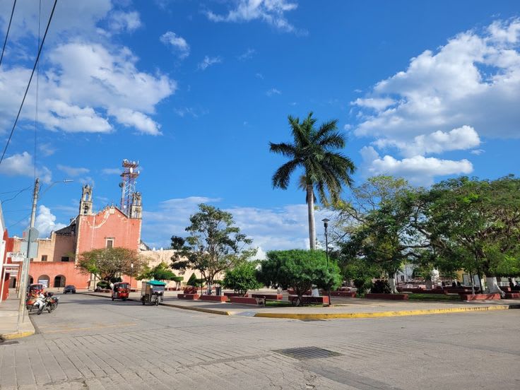 Motul Mexico Yucatan Plaza Main