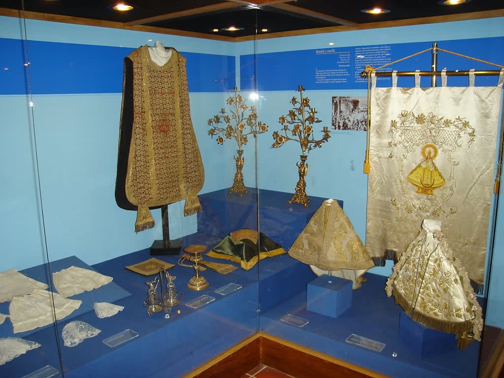 museum virgin rosary