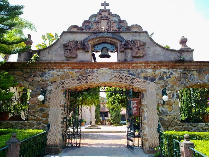 valle de bravo mexico