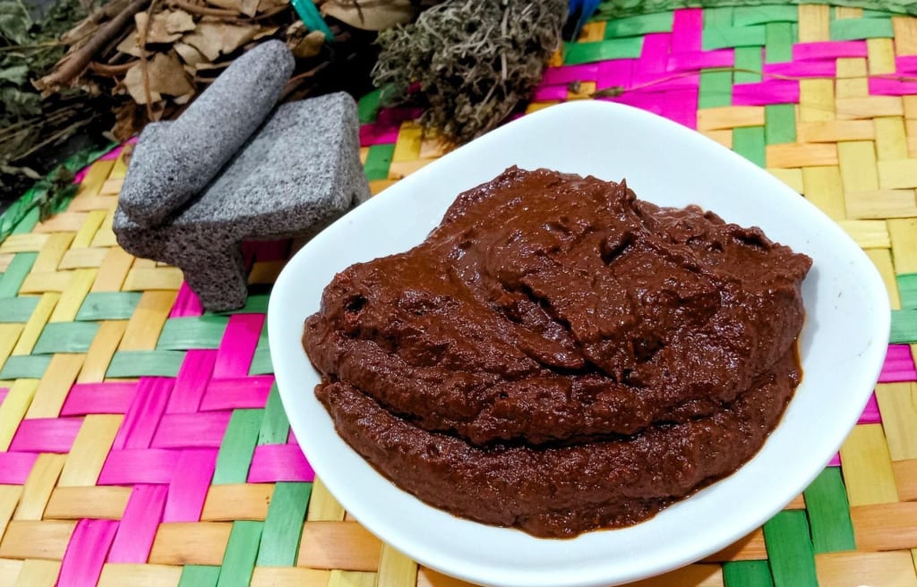 Ingredients used to prepare Yucatecan chilmole and recado negro